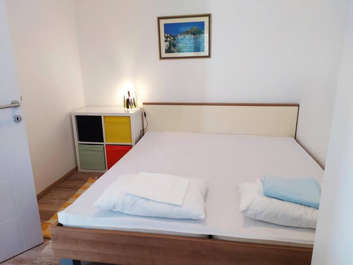 Apartments Ljerka Stara Novalja Eksteriør billede